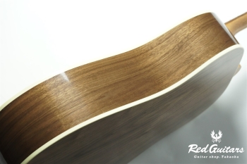 Hummingbird Studio Walnut